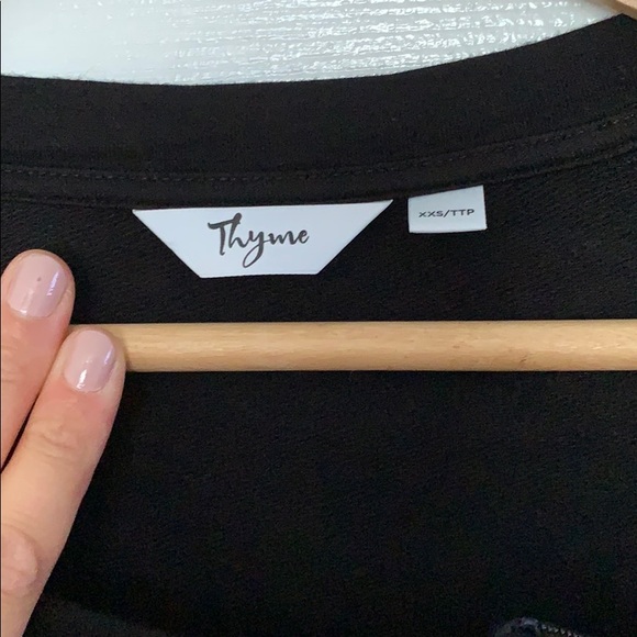 Black XS Nursing Tunic Top - Picture 4 of 6